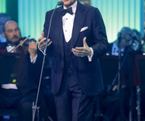 Cud życia. José Carreras - specjalny koncert wielkanocny w TVP.  Joanna i Jacek Kurski zachwycili na koncercie wielkanocnym.