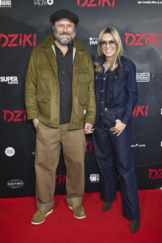 Leszek Lichota na premierze "Dziki" z nową partnerką