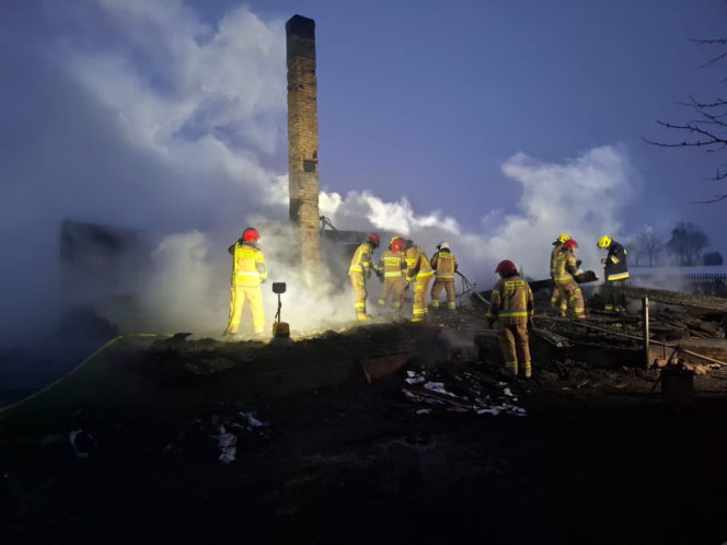 Tragiczny pożar w Pasiecznikach Dużych. Nie żyją dwie osoby