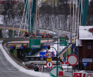 Próbne obciążenia na Moście Uniwersyteckim. Kiedy wjadą tu auta? [ZDJĘCIA]