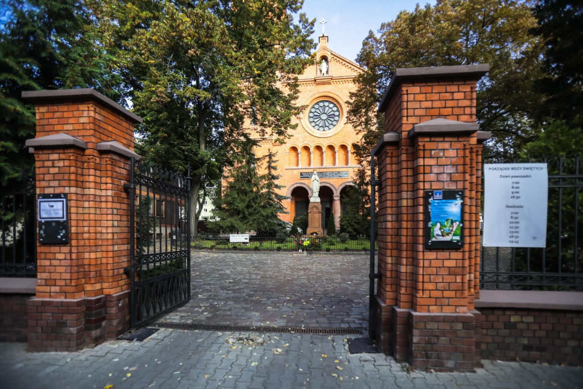 Zabili i nie usłyszeli wyroków. Jan B. zabił ojca księdza na plebanii. Jarosław R. poćwiartował teścia w mieszkaniu