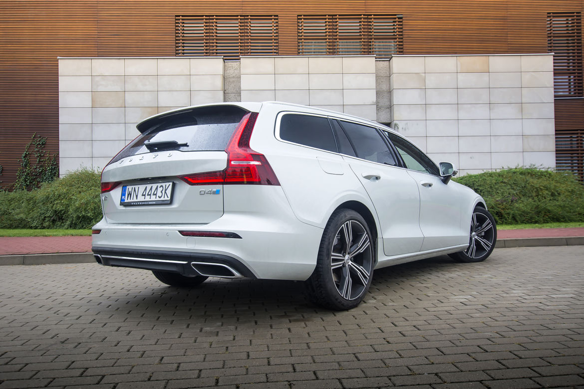 Volvo V60 D4 8AT Inscription
