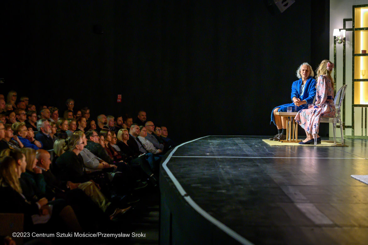 Spektakl „Prezent urodzinowy” Teatru Capitol w Centrum Sztuki Mościce