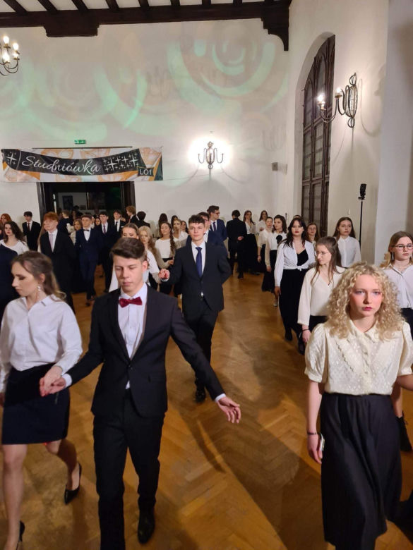 Studniówka I Liceum Ogólnokształcącego im. Adama Mickiewicza w Olsztynie [ZDJĘCIA]