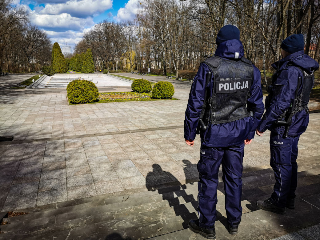 Woj. podlaskie. Sypią się mandaty! Policjanci sprawdzają czy Podlasianie stosują się do ograniczeń