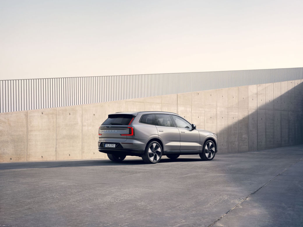 Nowe Volvo EX90