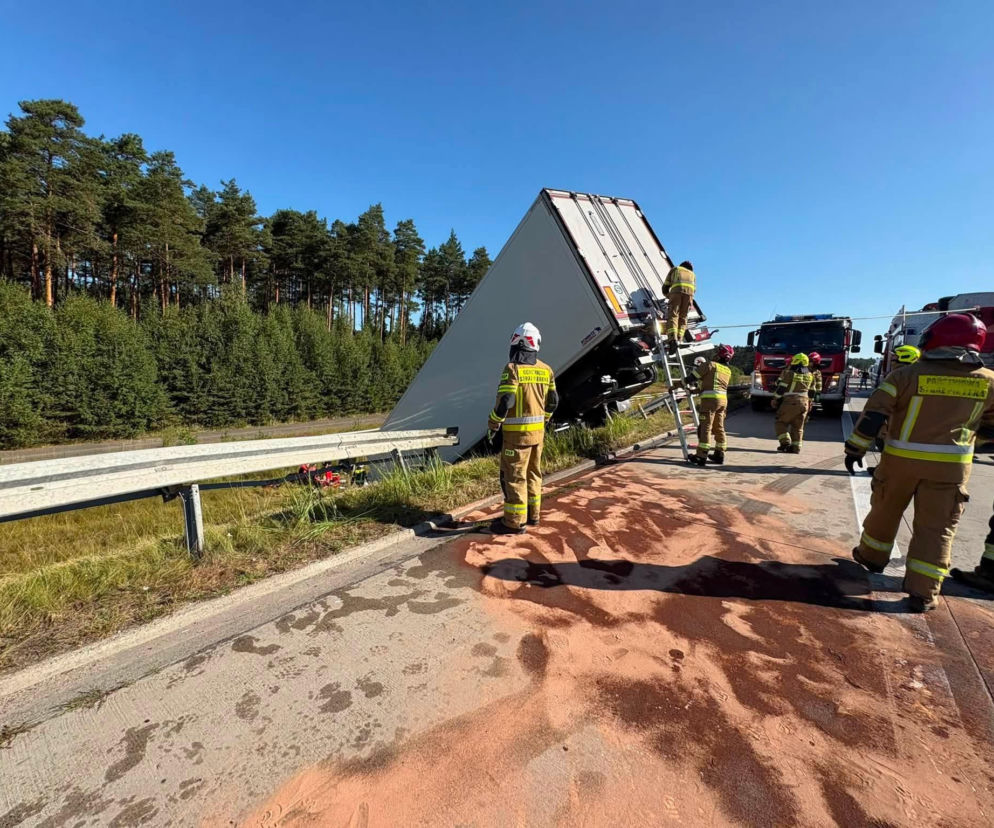 Śmiertelny wypadek na A4. Kierowca ciężarówki nie żyje, droga zablokowana!
