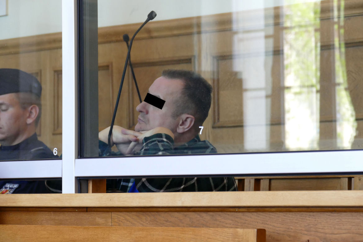 “Fałszywy ksiądz uśmiercał pacjentów”