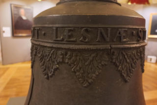 Komu bił ten dzwon? Unikatowy eksponat w muzeum w Lesznie [ZDJĘCIA]