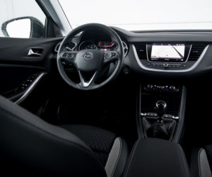 Opel Grandland X 1.2 Turbo 130 KM M6 Elite