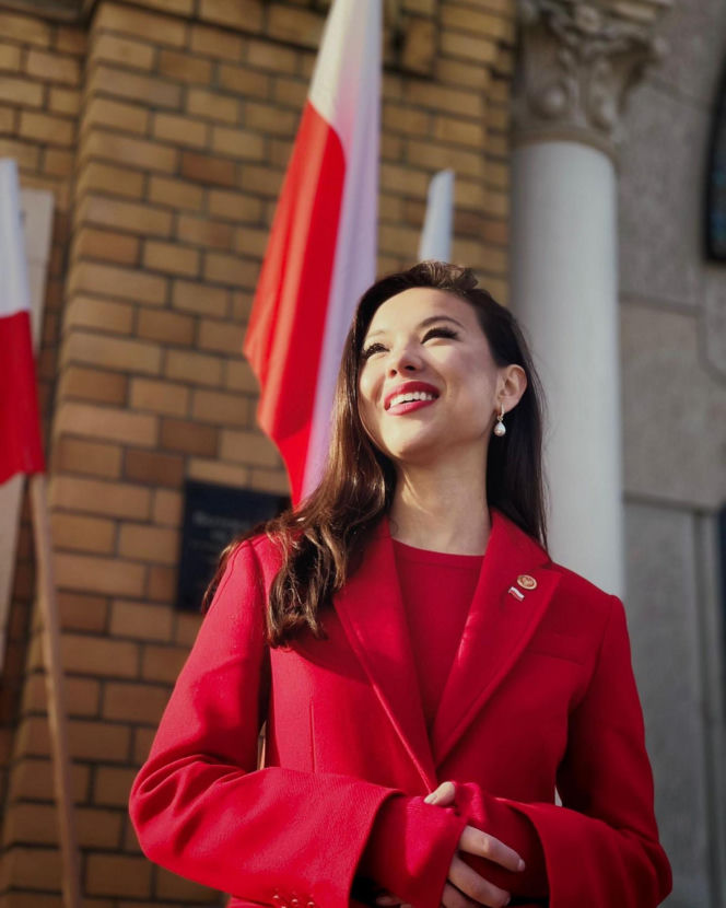 Posłanka Aleksandra Uznańska-Wiśniewska kwitnie w ciąży