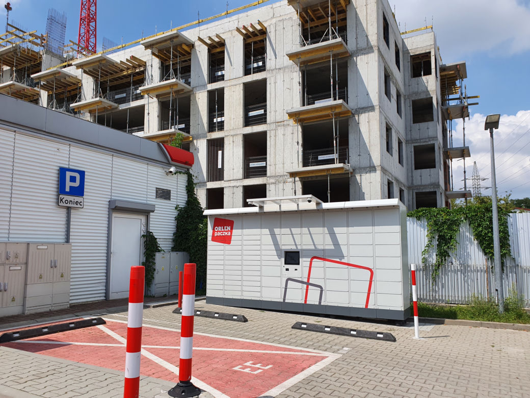 Kraków. Zaskakujący pomysł dewelopera. Mieszkania z widokiem na stację benzynową