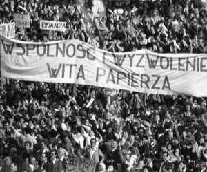 Towarzysze mamy problem !  Miał powiedzieć Edward Gierek, gdy Polak został papieżem