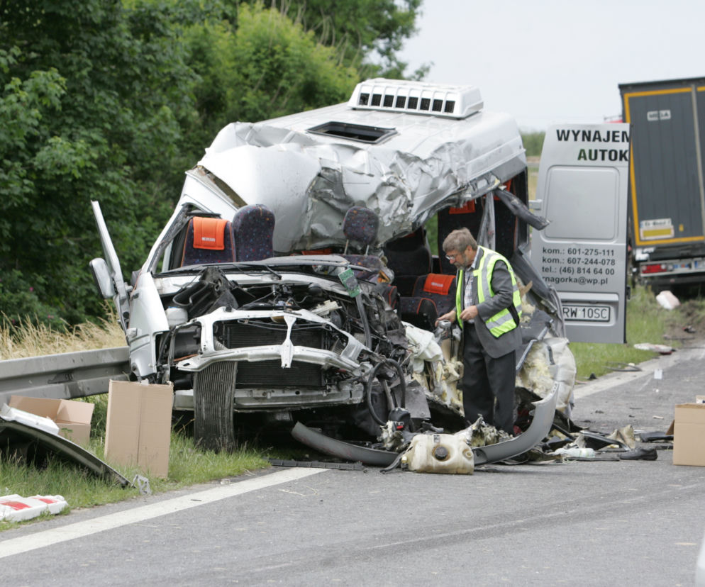 Wypadek BUSA – Chrzczonowice, droga krajowa nr 8