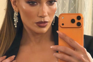 56-letnia Jennifer Lopez młodsza niż kiedykolwiek. Dla fanek ma radę: Wstań i weź się do roboty