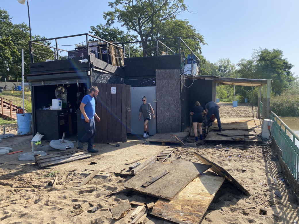ZaZoo Beach Bar ucieka z brzegu Odry
