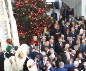 Opłatek w Sejmie. Tak posłowie jednoczą się przed Świętami [ZDJĘCIA]