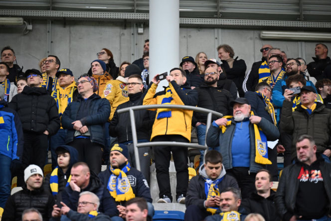 Arka Gdynia - Widzew Łódź: Zdjęcia kibiców i zawodników z meczu 25. kolejki PKO BP Ekstraklasy