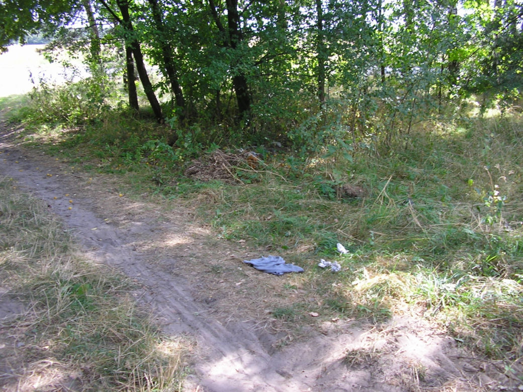 Umówił się z dziewczyną, przeżył horror. Zgotowali Darkowi piekło w maluchu