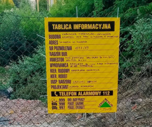 Szczecin: Od lat zarastała chaszczami. Pusta działka na Podzamczu przestanie straszyć?