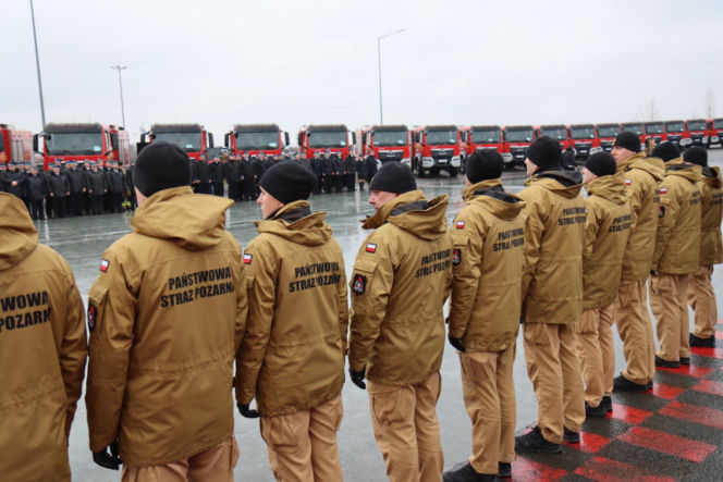 Sprzęt za ponad 50 mln zł dla strażaków z woj. lubelskiego