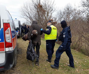 Bielsk Podlaski. Próba przemytu migrantów w karetce [ZDJĘCIA]