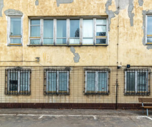 Dawna szkoła powszechna na Słomińskiego 1 w Warszawie