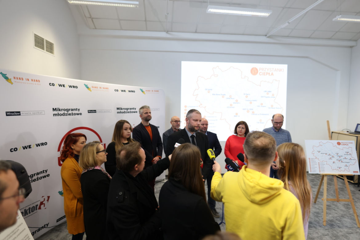 Marzniesz w mieszkaniu? Tutaj możesz spędzić czas   