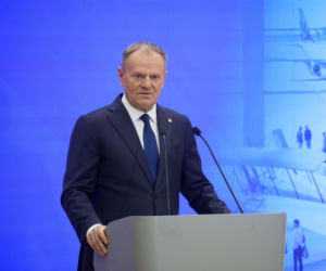 Dwa lata rządu Donalda Tuska. Eksperci: sukcesy są, ale błędy też widać 