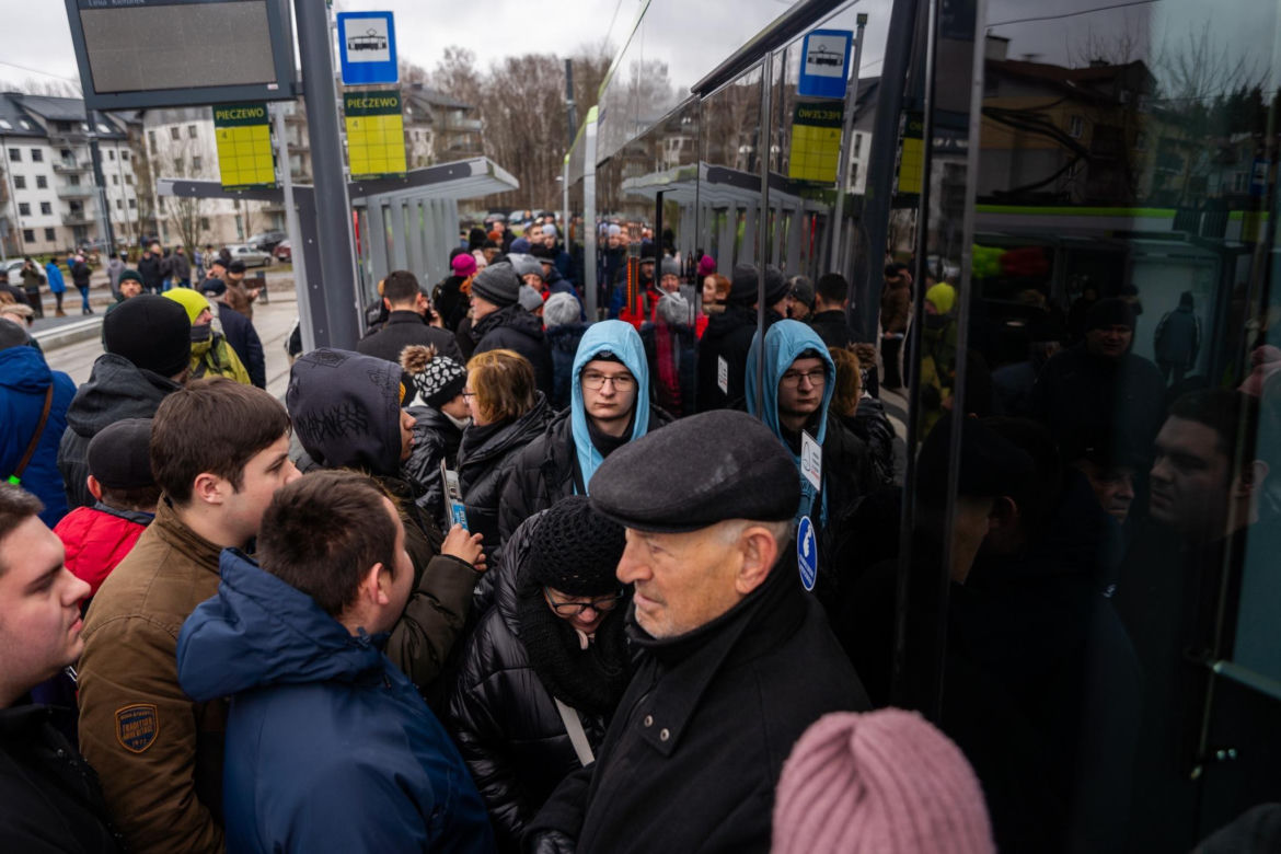 Tramwajowa "czwórka" ruszyła! Na wydarzeniu tłumy mieszkańców. Zobaczcie zdjęcia!