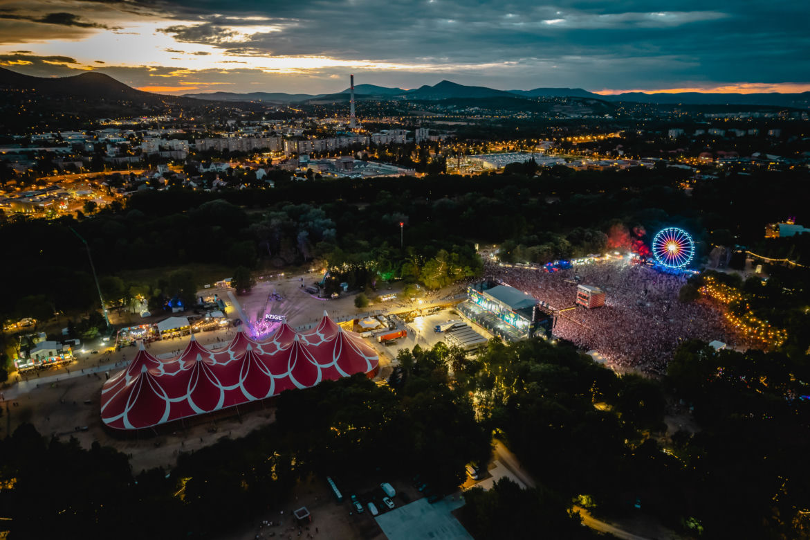 Sceny Sziget Festival z lotu ptaka