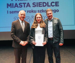 Najzdolniejsi uczniowie odebrali stypendia Prezydenta Miasta Siedlce