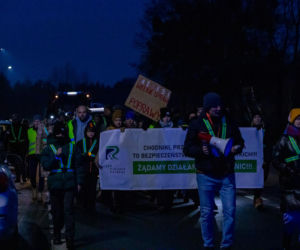 Kolejny protest na DK nr 80. Mieszkańcy Czarnowa wciąż pamiętają o wypadku, w którym zginął Kuba