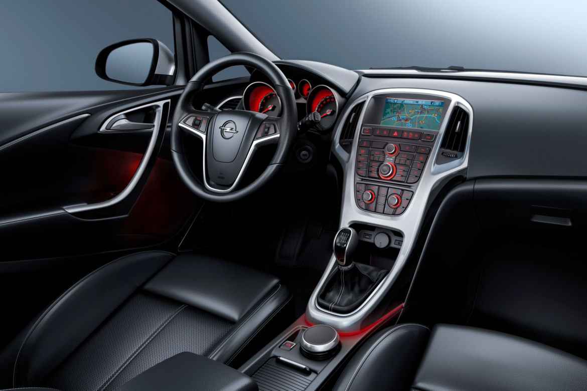 Opel Astra IV