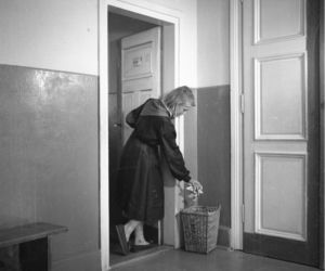 Uczniowie szkoły podstawowej w Dąbrówce 1950 r.