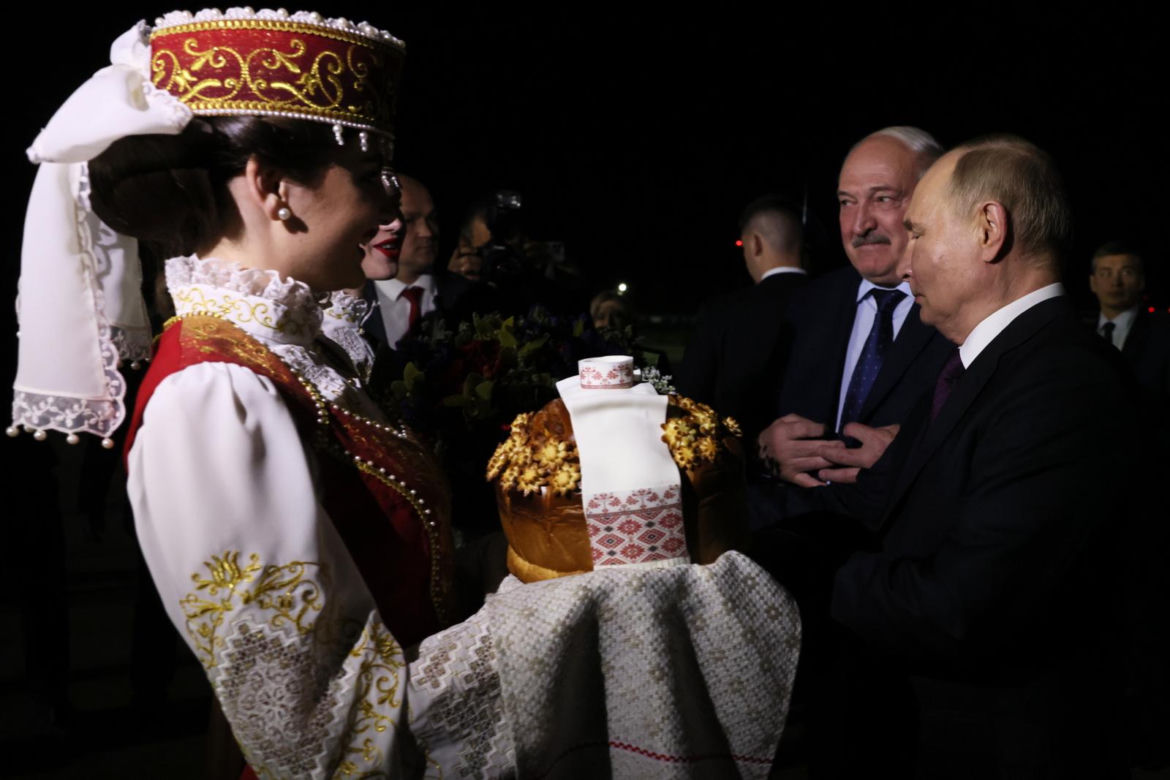 Putin na Białorusi. Celem wizyty rozmowy z Łukaszenką o ćwiczeniach wojskowych