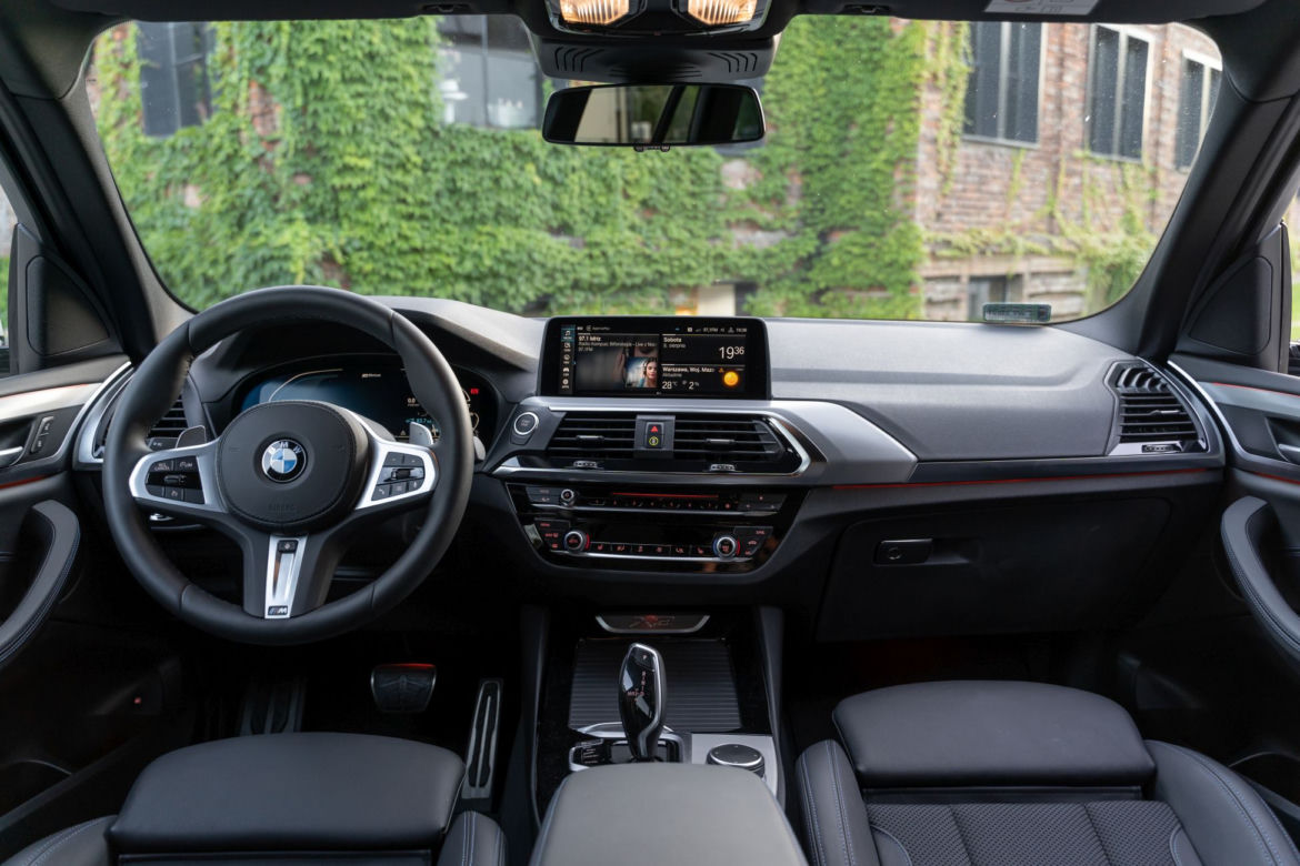 (2020) BMW X3 xDrive30e