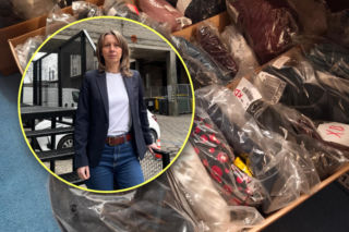 Potraktowali ją jak przestępczynię. Poszło o paczkę z ubraniami. To może spotkać każdego z nas