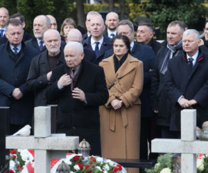 Kaczyński uczcił pamięć ofiar katastrofy smoleńskiej