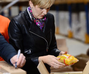 Agata Duda w akcji banku Żywności