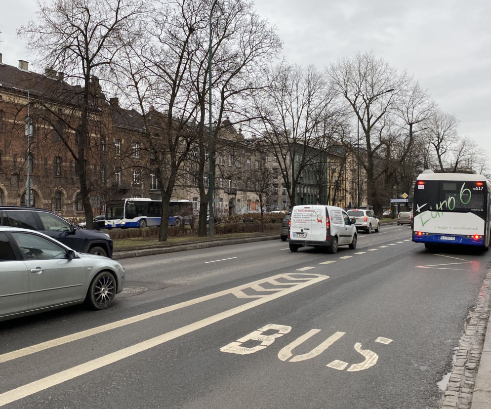 Kamery będą kontrolować ruch na buspasach. 