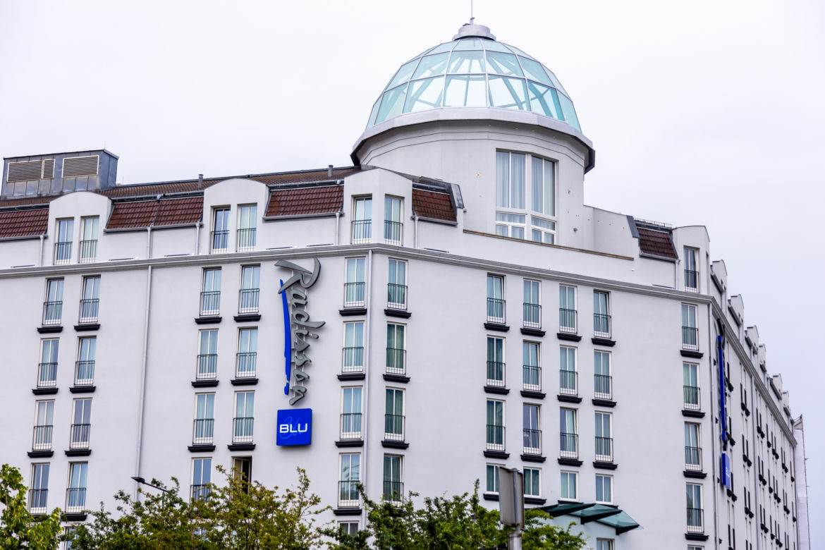 Biały Sobieski: zakończyła się modernizacja hotelu Radisson Blu Sobieski na placu Zawiszy