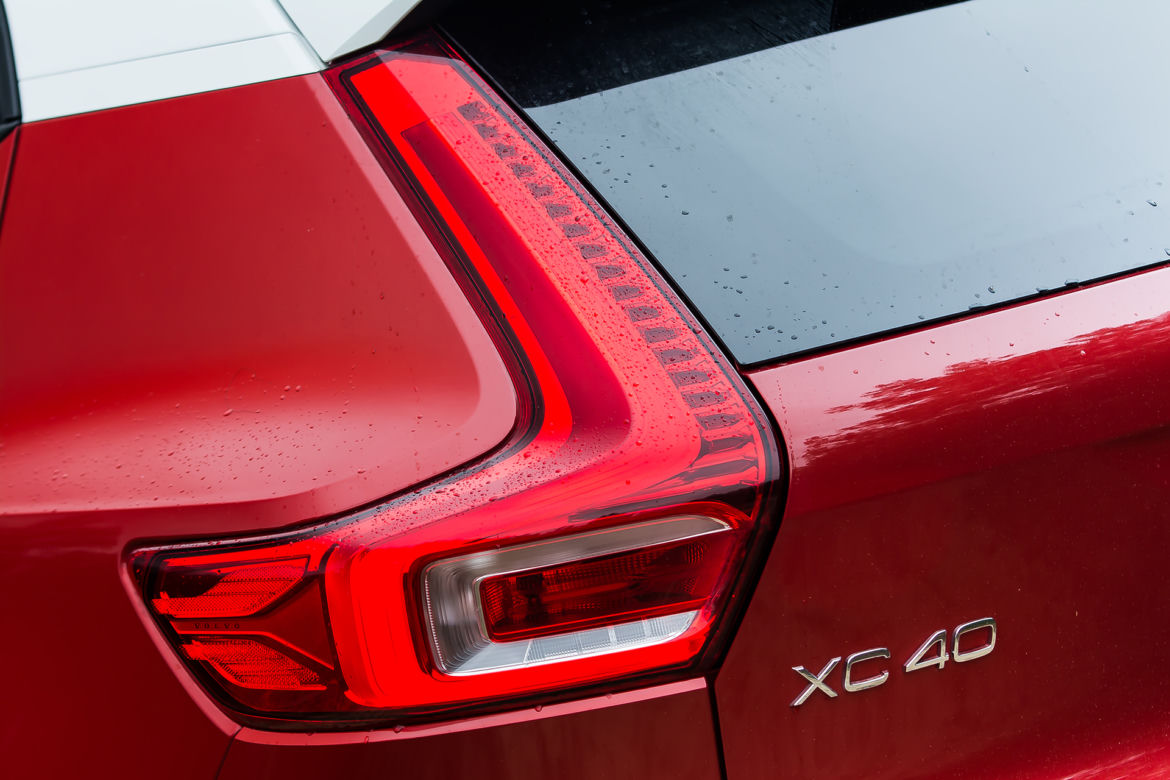 Volvo XC40 D4 AWD AT8 Momentum
