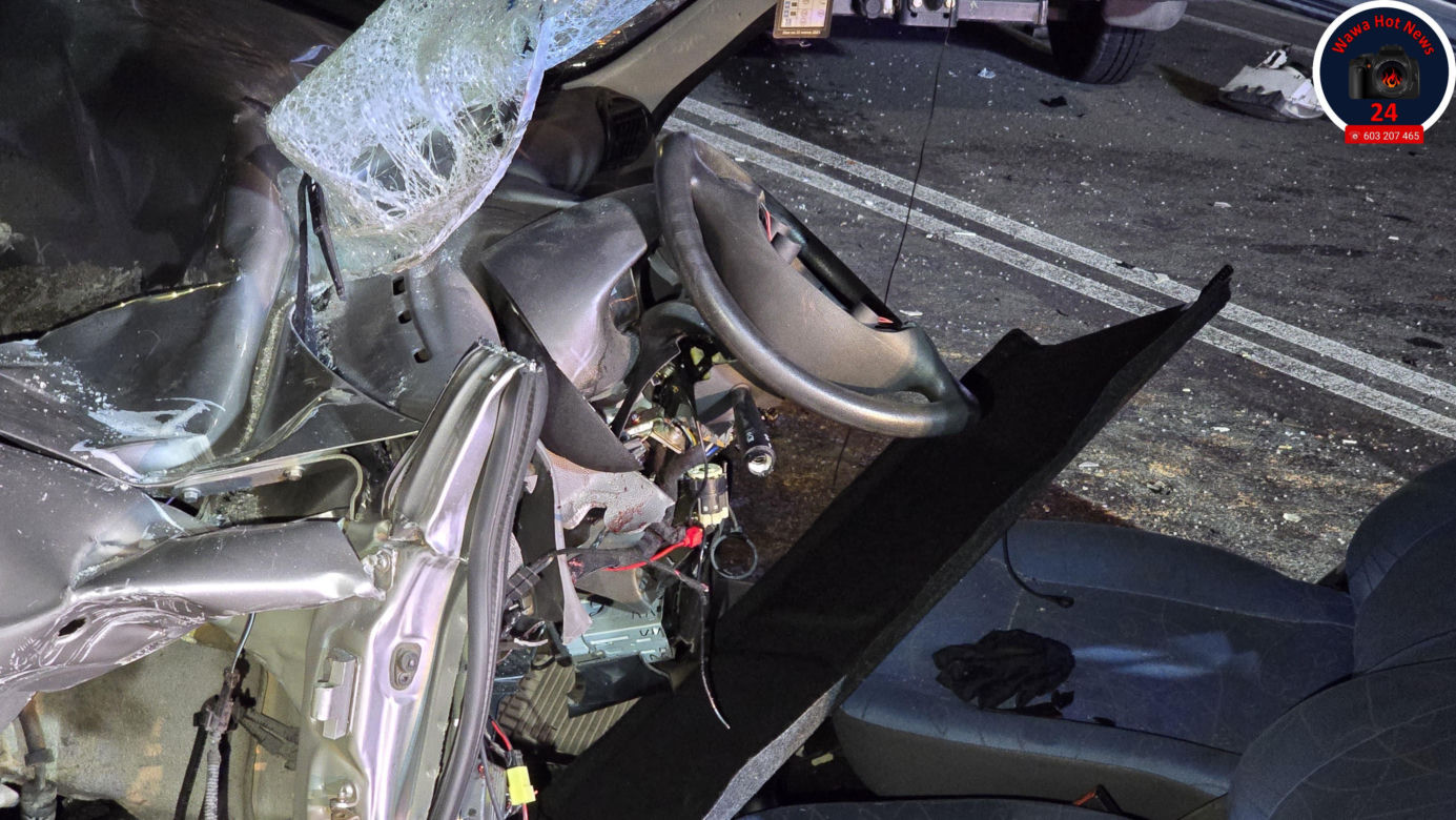 Tragiczny wypadek w Zakroczymiu: Czołowe zderzenie busa z fiatem! Kierowca zakleszczony