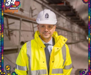 Rafał Trzaskowski oddał kask, a Wodociągi Warszawskie statuetkę. Te aukcje miejskich spółek zaskoczyły kwotami!