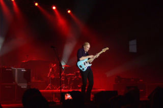 Billy Sheehan (Mr. Big) wskazał najbardziej niedocenianego basistę w historii rocka. Otrzymał nawet od niego instrument w prezencie 