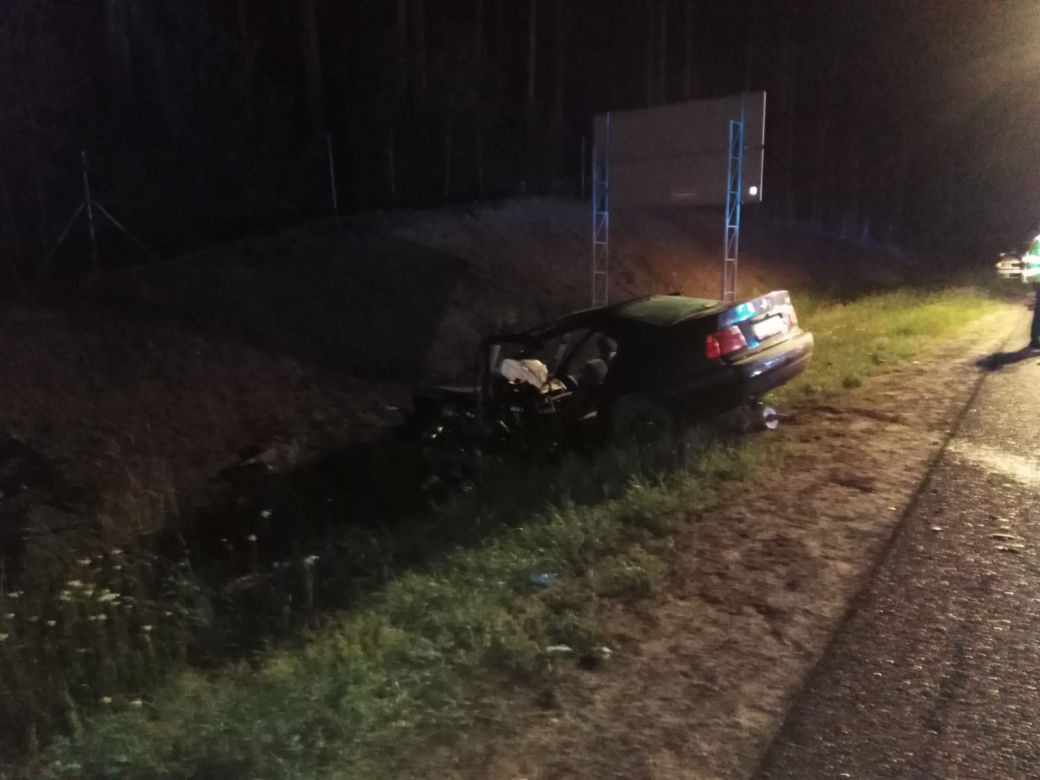 Tragedia w Małej Nieszawce pod Toruniem. Nie żyje 43-letni kierowca!