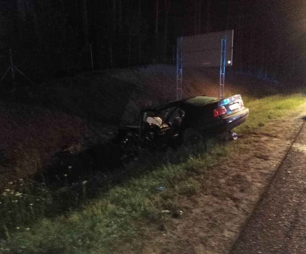 Tragedia w Małej Nieszawce pod Toruniem. Nie żyje 43-letni kierowca!
