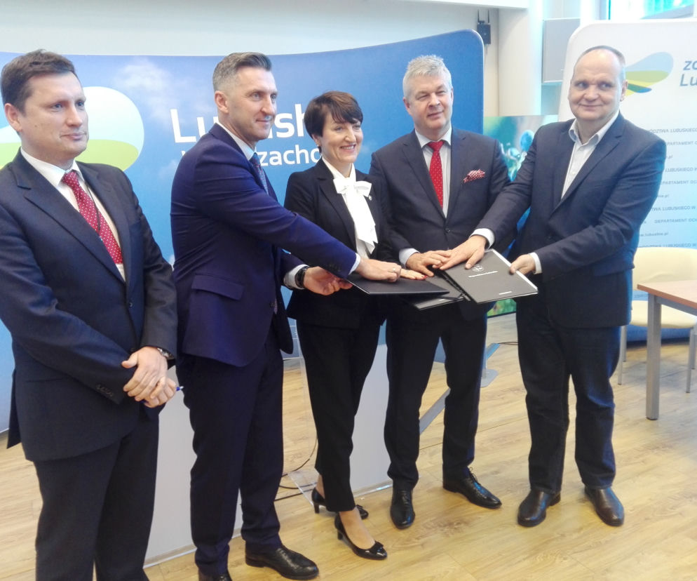 Umowy z prezesami szpitali podpisane