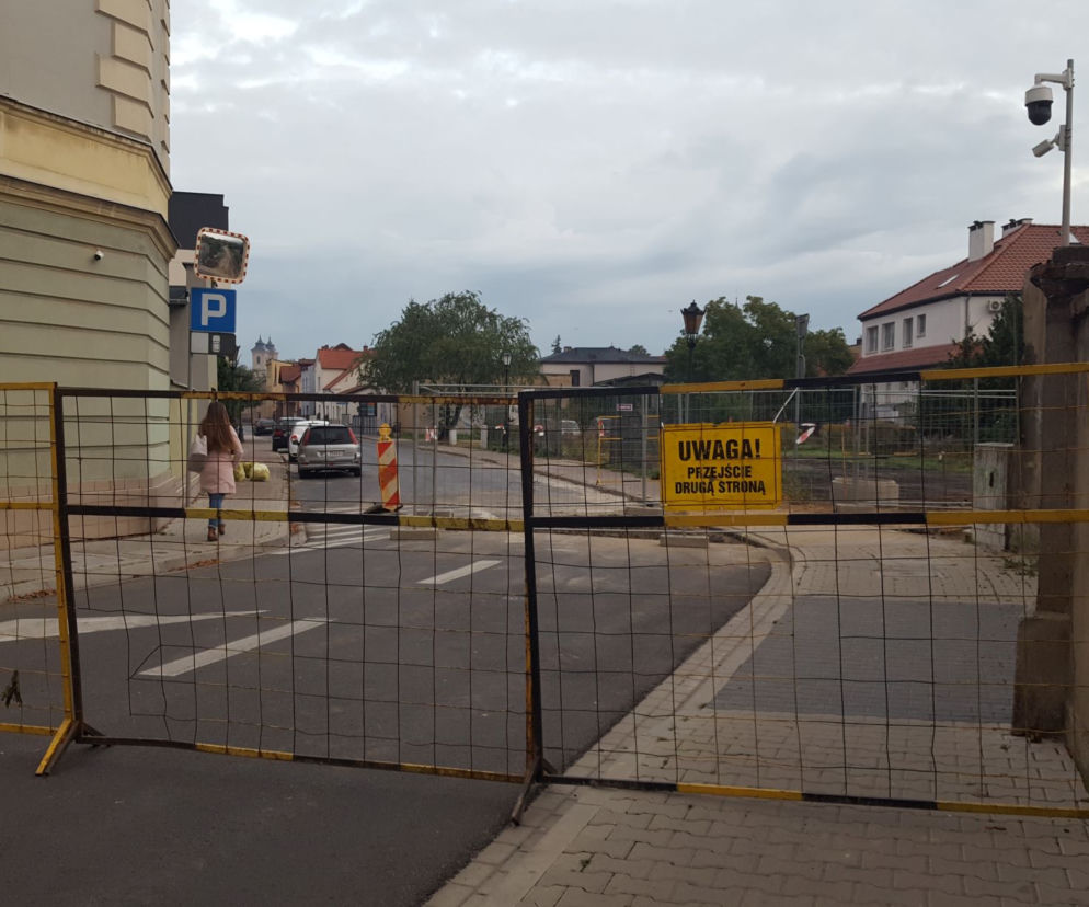 Wjazd w Starozamkową nadal zamknięty. Do kiedy?